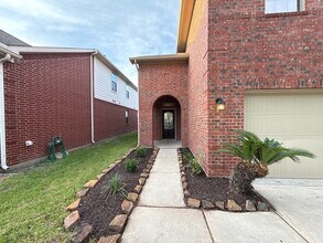 1702 Bonnyton Ln in Houston, TX - Building Photo - Building Photo