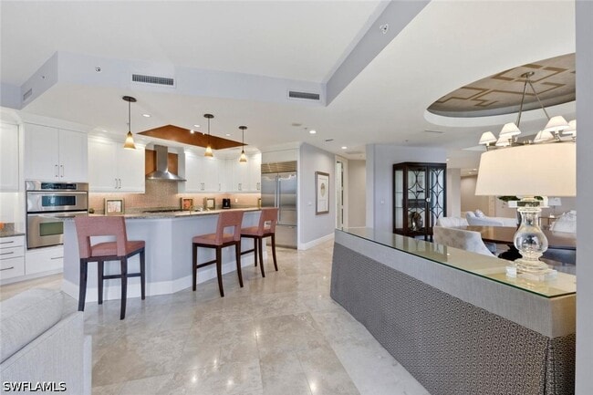 property at 4501 Gulf Shore Blvd N