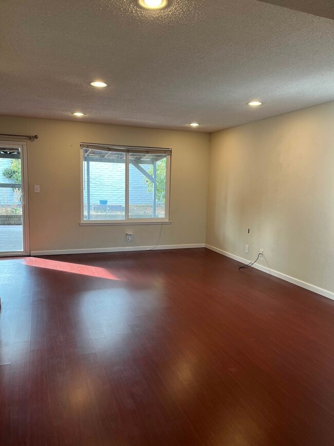 37859 Essanay Pl in Fremont, CA - Building Photo - Building Photo