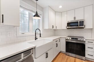 117 Hoit Rd in Concord, NH - Building Photo - Building Photo