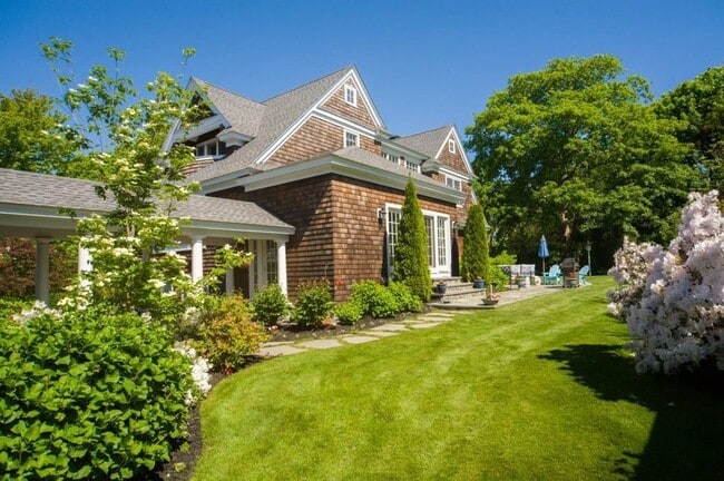 property at 190 Coggeshall Ave