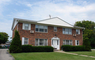 234 Evergreen Pky Apartments