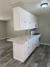 2556 Sabre Ct in Redding, CA - Building Photo - Building Photo