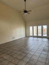 1232 Whisper Hill Dr in Laredo, TX - Building Photo - Building Photo