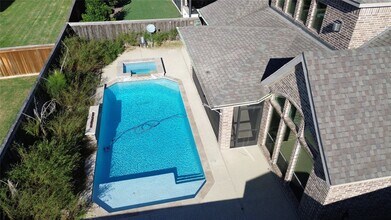 28337 Sterling Oak Dr in The Woodlands, TX - Building Photo - Building Photo