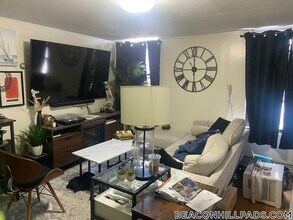 232 Cambridge St, Unit 5 in Boston, MA - Foto de edificio - Building Photo