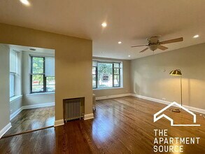 2541 W Logan Blvd, Unit 1W in Chicago, IL - Building Photo - Building Photo