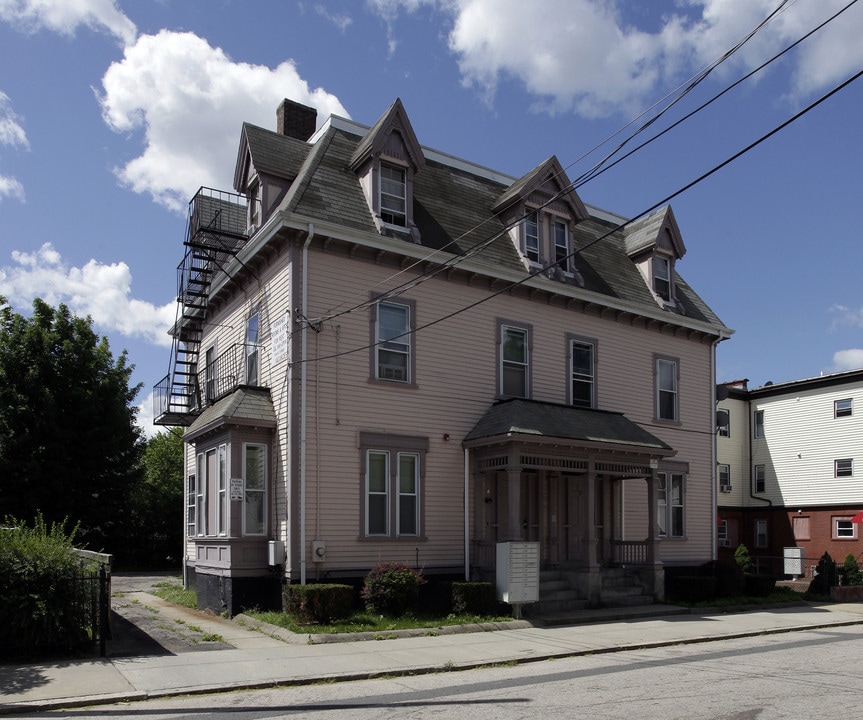 70-72 Mawney St in Providence, RI - Foto de edificio