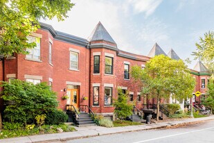 76 Somerville Av in Westmount, QC - Building Photo