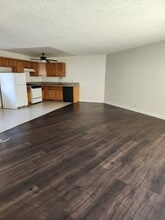 4353 Don Tomaso Dr, Unit 18 in Los Angeles, CA - Building Photo - Building Photo