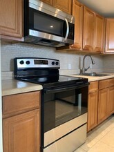 3101 N Country Club Dr in Aventura, FL - Building Photo - Building Photo