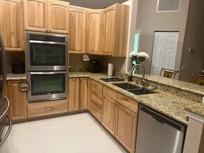 922 Jackson Way in Fort Pierce, FL - Building Photo - Building Photo