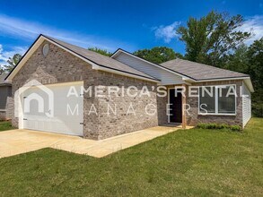 651 Antler Wy in Lincoln, AL - Building Photo - Building Photo