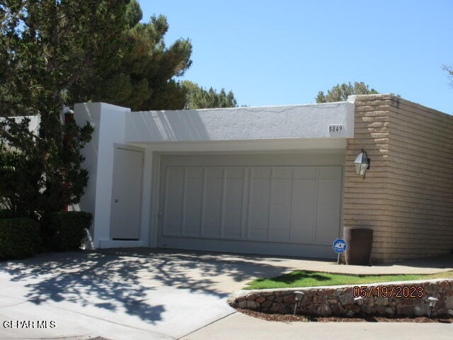 property at 5849 Mira Serena Dr