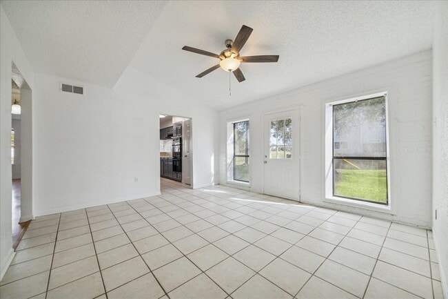 property at 2223 Par Ln