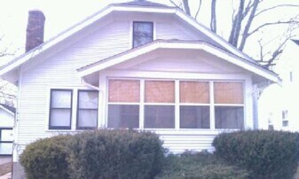 1614 Pauline Ave in Rockford, IL - Building Photo