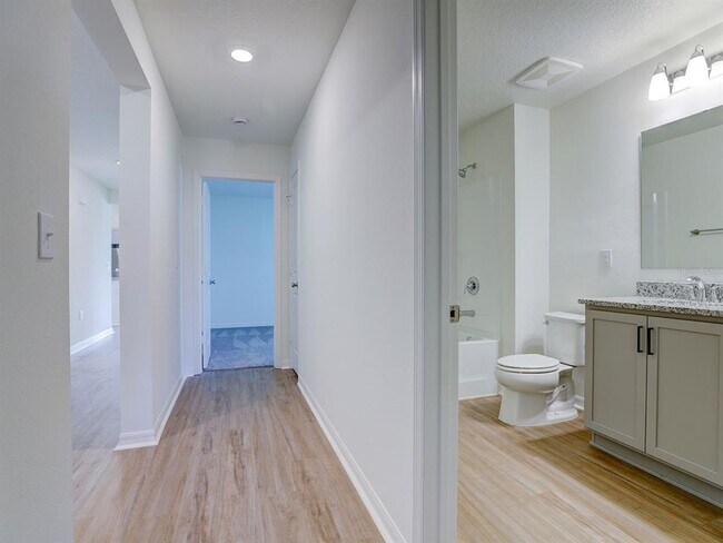 775 Overpool Ave in Davenport, FL - Building Photo - Building Photo