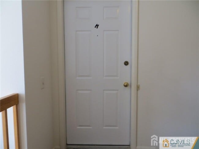 631 Madison Dr in Monroe Township, NJ - Building Photo - Building Photo