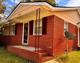 6013 Dahlgren Ave in Fayetteville, NC - Building Photo