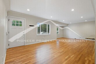 5261 E Eastman Ave in Denver, CO - Building Photo - Building Photo