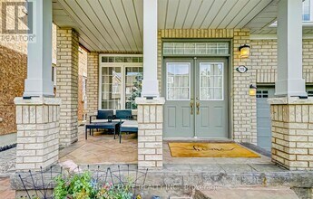 119 Huntingfield St in Vaughan, ON - Building Photo - Building Photo