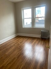 242 Hemenway St, Unit 1 in Boston, MA - Foto de edificio - Building Photo