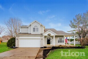 3217 Muriel Pl in Columbus, IN - Building Photo