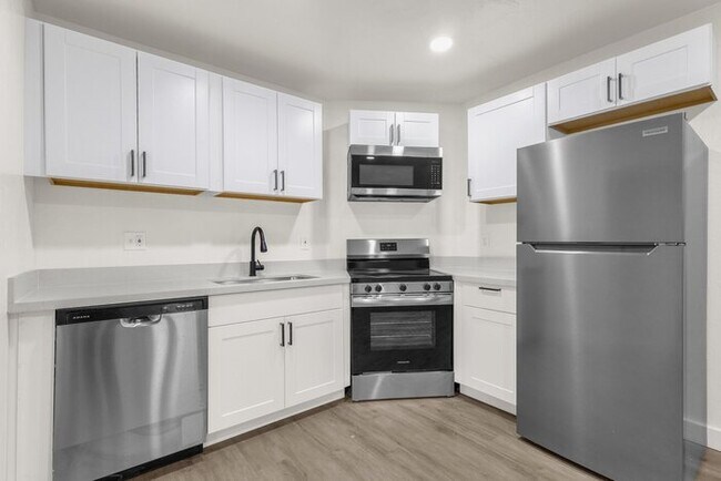 1341 E Willetta St in Phoenix, AZ - Building Photo - Building Photo