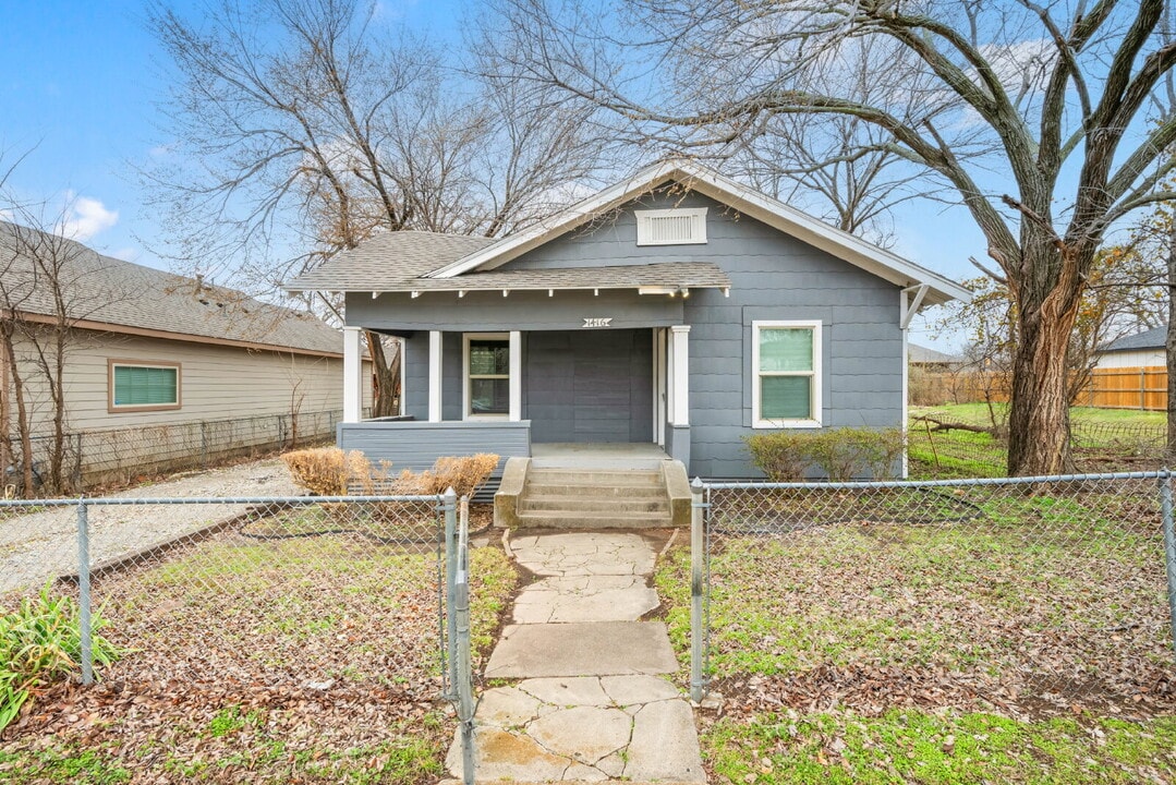 1416 E Myrtle St in Fort Worth, TX - Foto de edificio