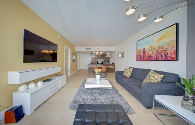 485 Brickell Ave in Miami, FL - Building Photo - Building Photo