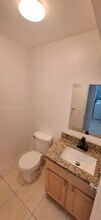 2822 NW 55th Ave in Lauderhill, FL - Foto de edificio - Building Photo