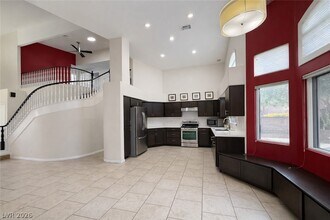 3741 Climbing Rose St in Las Vegas, NV - Foto de edificio - Building Photo