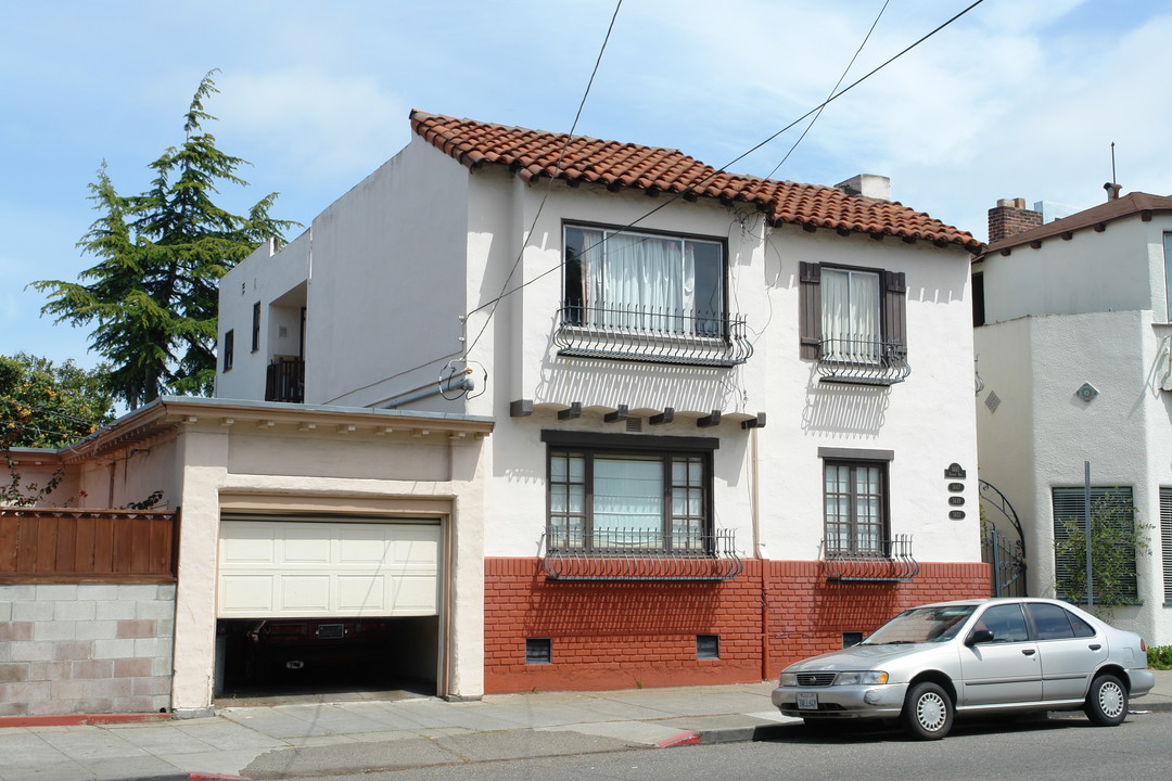 1445 Dwight Way in Berkeley, CA - Building Photo