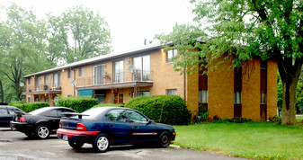 6262 Eastridge Dr Apartments