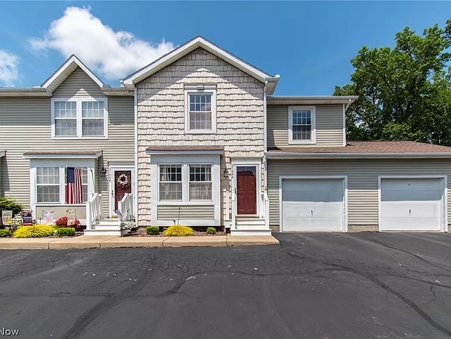 property at 3204 Deer Trail