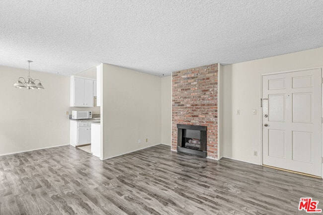 property at 1811 Parnell Ave