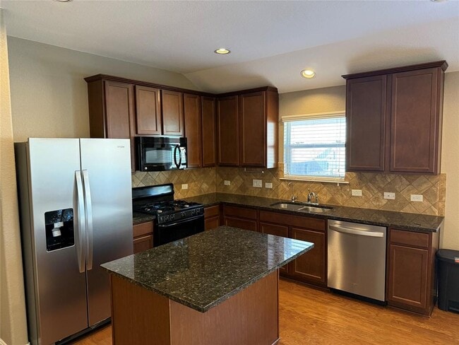 419 Strawberry Blonde Dr in Buda, TX - Building Photo - Building Photo