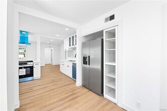 2704 184th St in Redondo Beach, CA - Building Photo - Building Photo