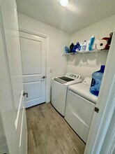 1614 NE 2nd Pl in Cape Coral, FL - Foto de edificio - Building Photo