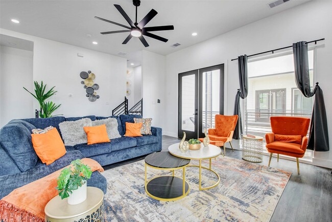 property at 1913 Hoskins Dr