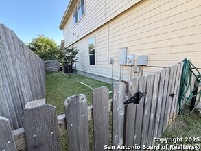 11023 Mustang Spring in San Antonio, TX - Building Photo - Building Photo
