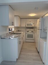 2354 W 62nd St in Hialeah, FL - Building Photo - Building Photo