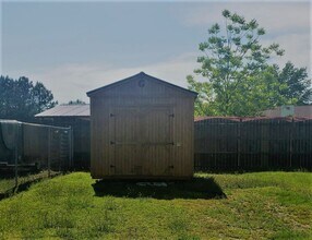 512 Circle Dr in Greenville, NC - Building Photo - Building Photo