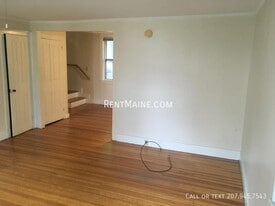 269 1/2 French St in Bangor, ME - Building Photo