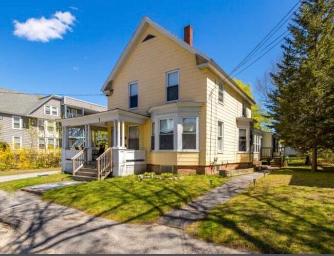 7 Sylvan Ave, Unit 1