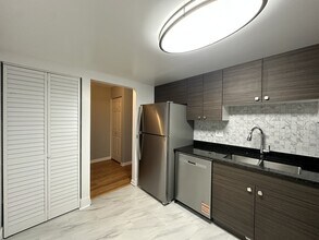 525 N Quentin Rd in Palatine, IL - Building Photo - Building Photo