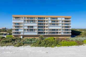 MAJESTY PALM CONDO in Satellite Beach, FL - Building Photo - Building Photo