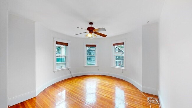 39 Turner St-Unit -2 in Boston, MA - Building Photo - Building Photo