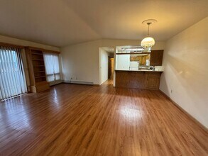 4109 Lynn Dr in Anchorage, AK - Building Photo - Building Photo