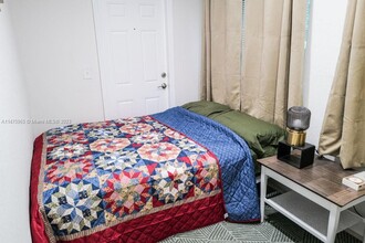1325 NW 55th St-Unit -1 in Miami, FL - Building Photo - Building Photo